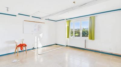 Maison - 320 m² - 11 pièces