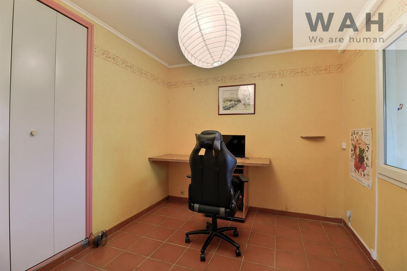 Villa - 100 m² - 5 pièces