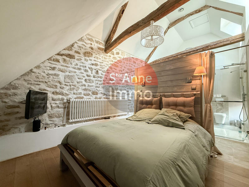 Maison - 177 m² - 7 pièces