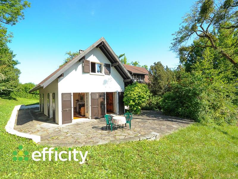 Maison - 365 m² - 5 pièces