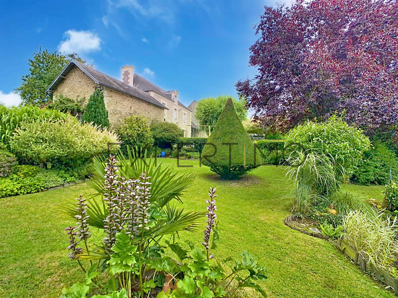 Maison - 159 m² - 7 pièces