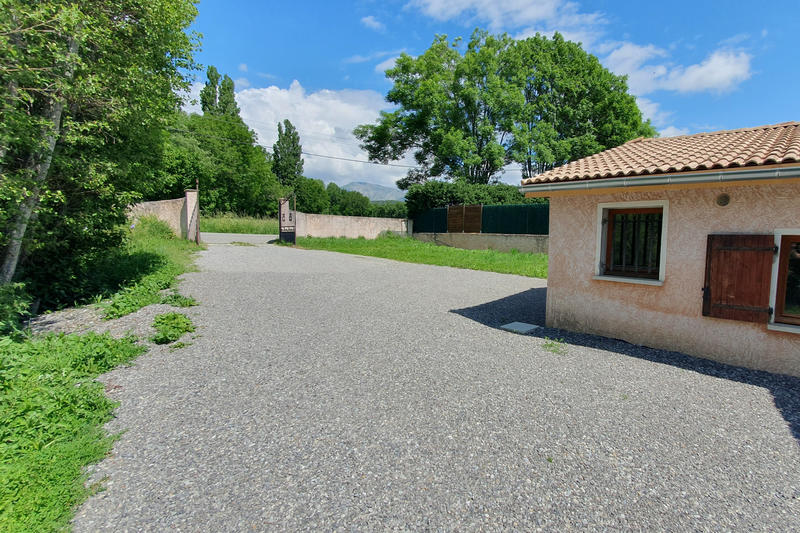 Maison - 192 m² - 8 pièces