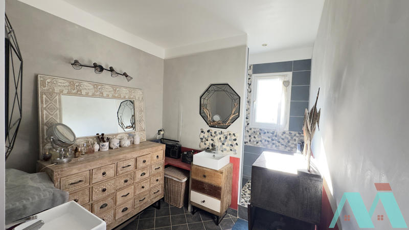 Maison - 190 m² - 7 pièces