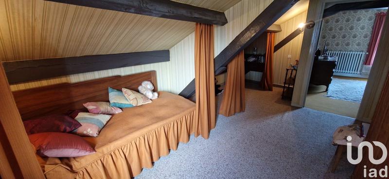 Maison - 185 m² - 8 pièces