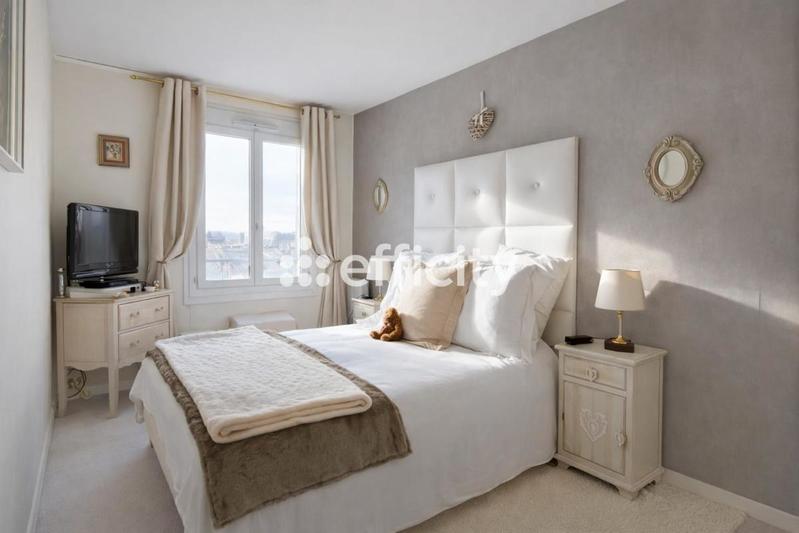 Appartement - 80 m² - 4 pièces