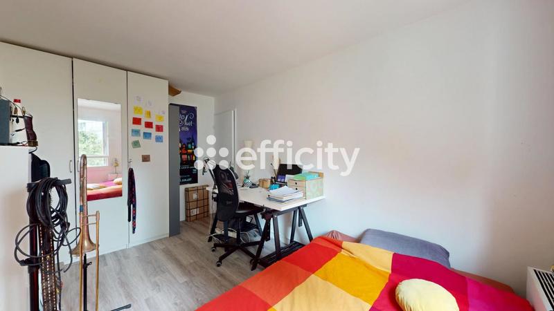 Maison - 110 m² - 6 pièces