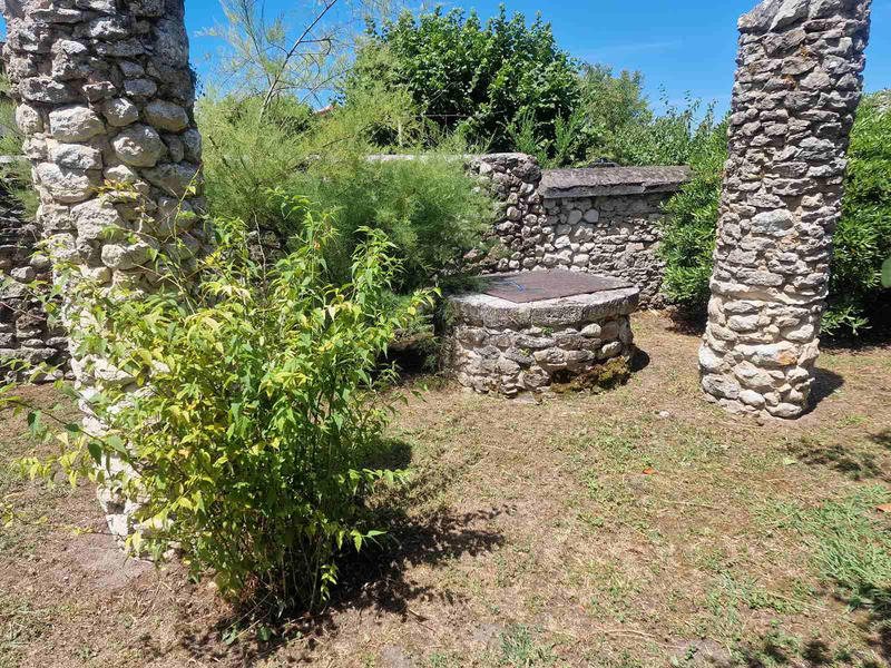 Maison - 331 m² - 10 pièces