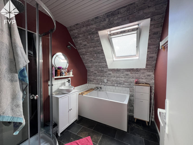 Maison - 106 m² - 5 pièces