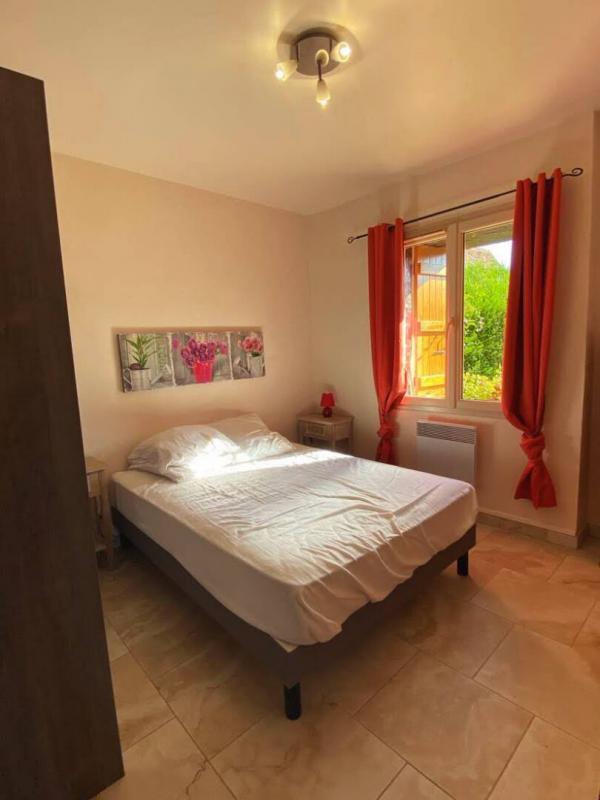 Maison - 210 m² - 8 pièces