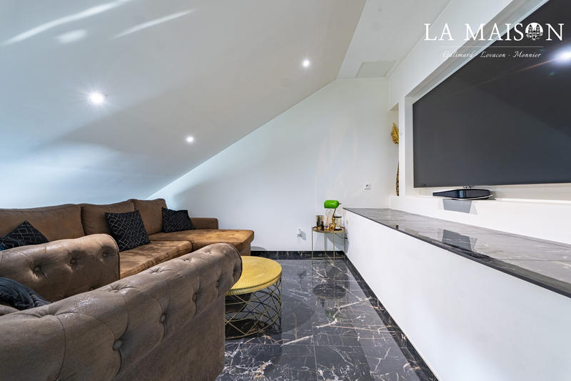 Appartement - 69 m² - 2 pièces