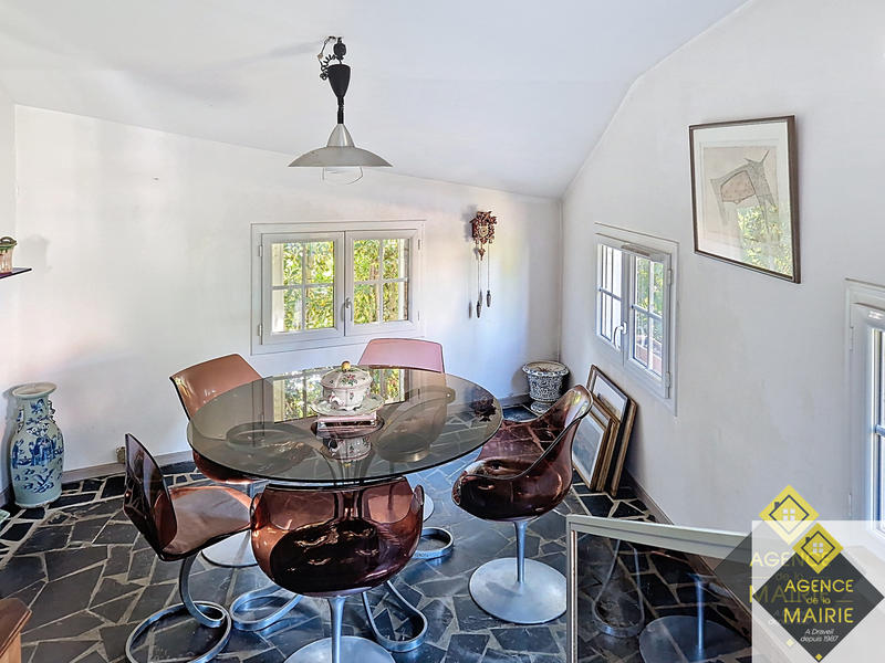 Maison - 142 m² - 6 pièces