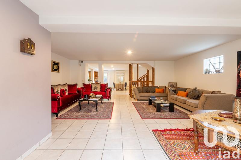 Maison - 190 m² - 7 pièces