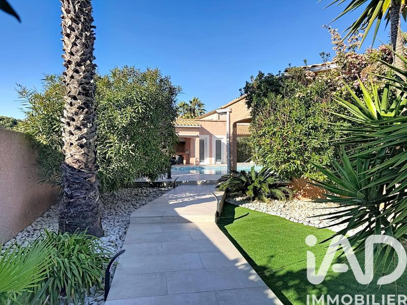 Maison - 198 m² - 7 pièces