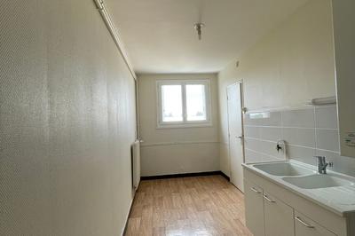 Appartement - 81 m² - 4 pièces