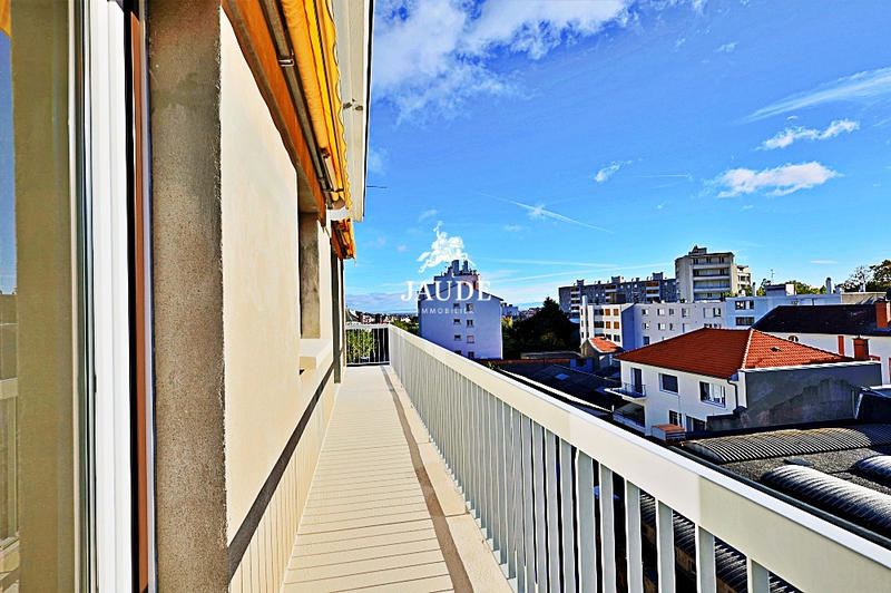 Appartement - 101 m² - 5 pièces