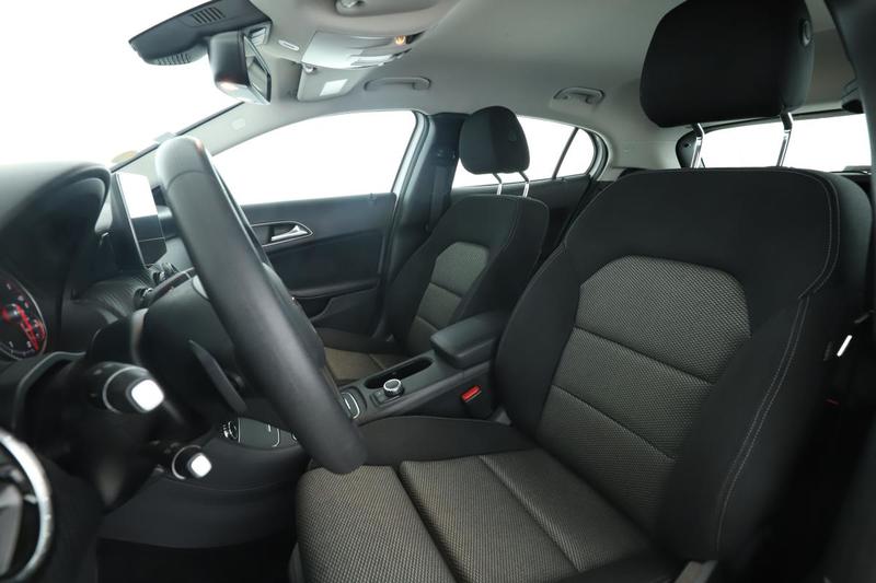 Mercedes Gla 200 d 7g-Dct 136 ch