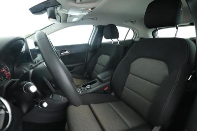 Mercedes Gla 200 d 7g-Dct 136 ch