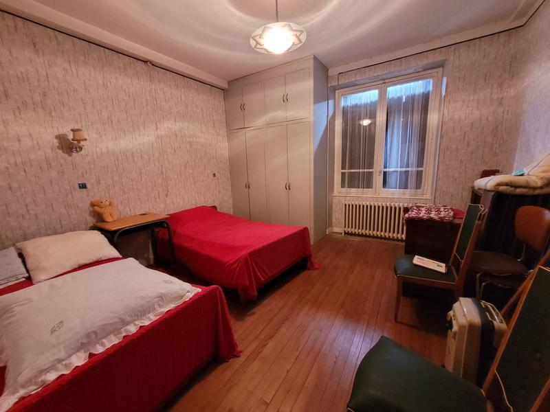 Maison - 306 m² - 10 pièces