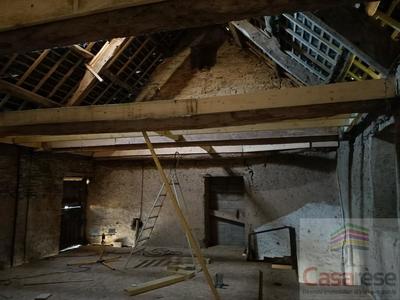 Maison - 98 m² - 2 pièces