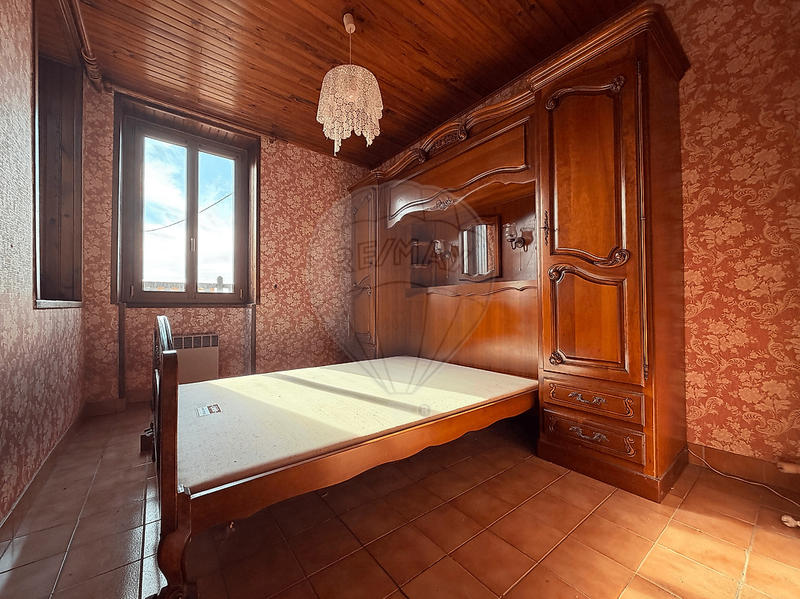 Maison - 96 m² - 4 pièces