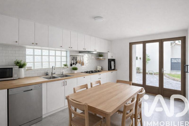 Maison - 100 m² - 5 pièces