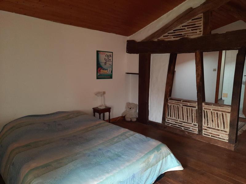 Maison - 182 m² - 11 pièces