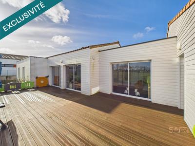 Local commercial - 240 m² - 12 pièces