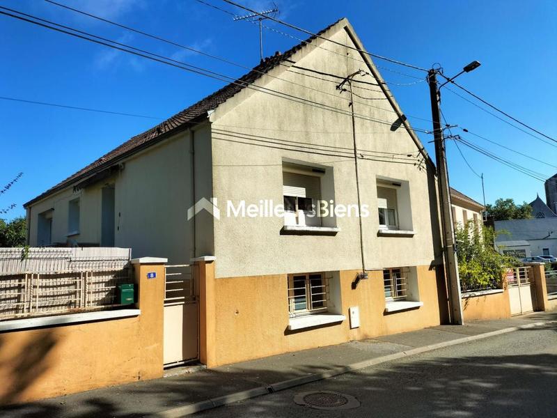 Maison - 93 m² - 4 pièces