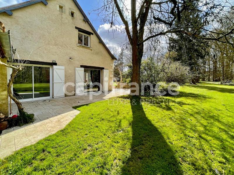 Longère - 400 m² - 11 pièces