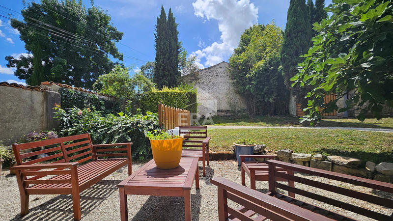 Maison - 224 m² - 10 pièces