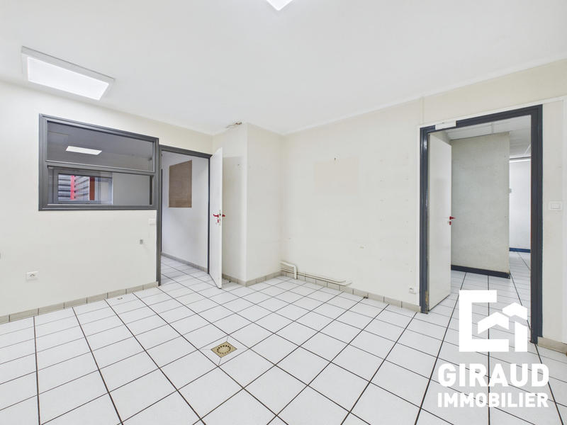 Local commercial - 770 m²