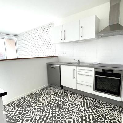 Appartement - 75 m² - 3 pièces