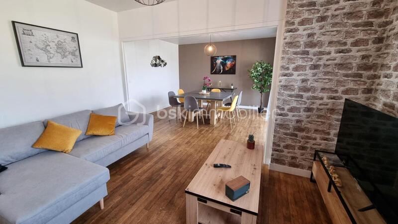 Immeuble - 158 m² - 9 pièces