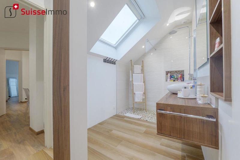 Maison - 168 m² - 8 pièces