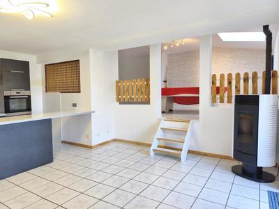 Appartement - 99 m² - 4 pièces