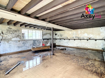 Appartement - 150 m² - 3 pièces