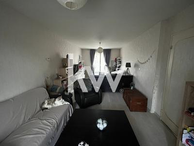 Maison - 101 m² - 4 pièces