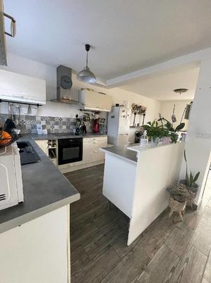 Maison - 110 m² - 5 pièces