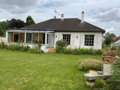 Maison - 90 m² - 5 pièces