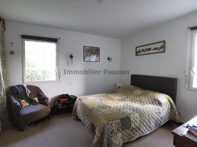 Maison - 167 m² - 8 pièces