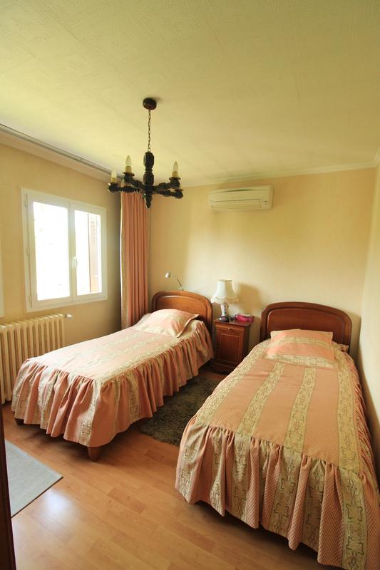 Maison - 102 m² - 5 pièces