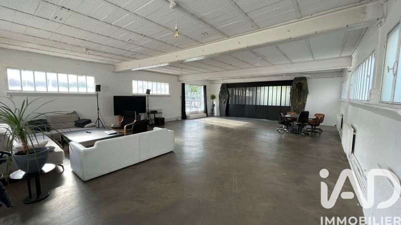 Loft - 245 m² - 5 pièces