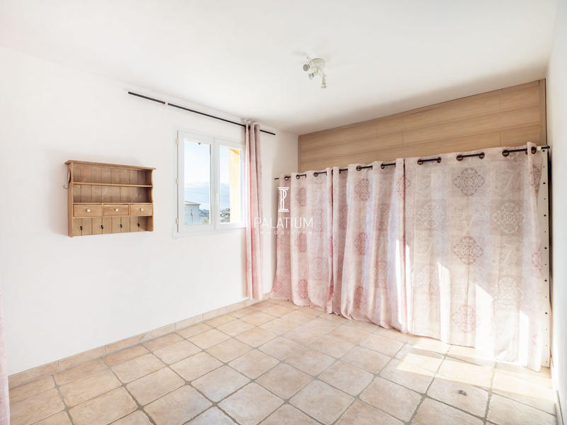 Maison - 165 m² - 5 pièces