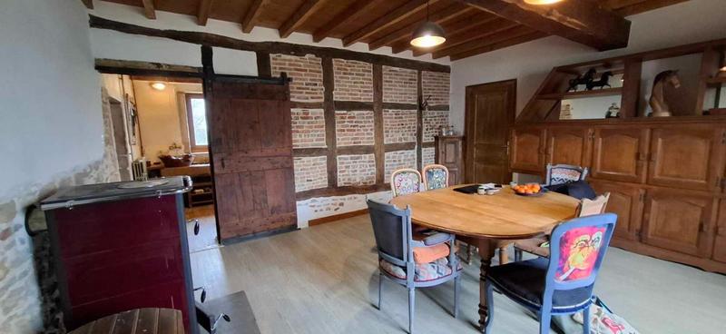 Maison - 240 m² - 7 pièces