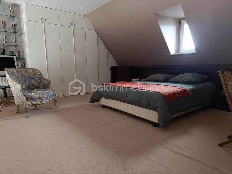 Maison - 150 m² - 7 pièces