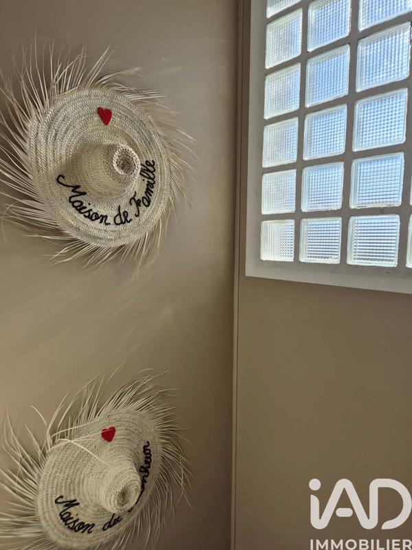 Maison - 105 m² - 5 pièces