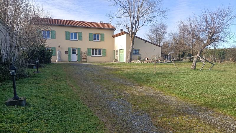 Maison - 99 m² - 4 pièces