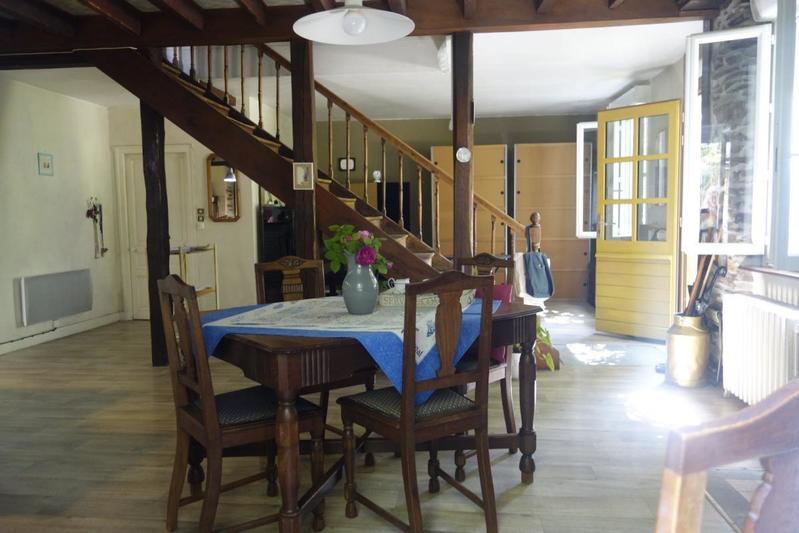 Maison - 220 m² - 5 pièces