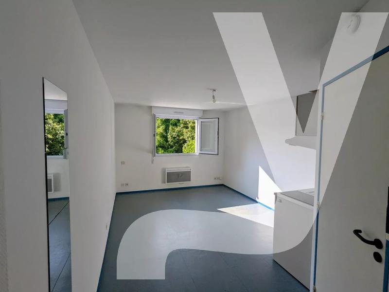 Appartement - 20 m² - 1 pièce