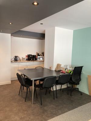 Bureau - 109 m² - 6 pièces